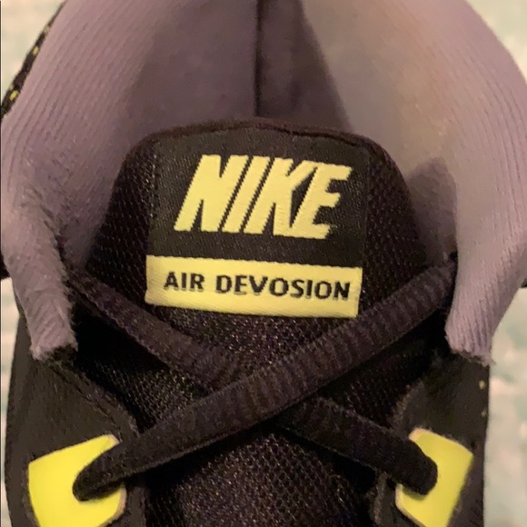 Nike basketball shoes - Picture 7 of 8